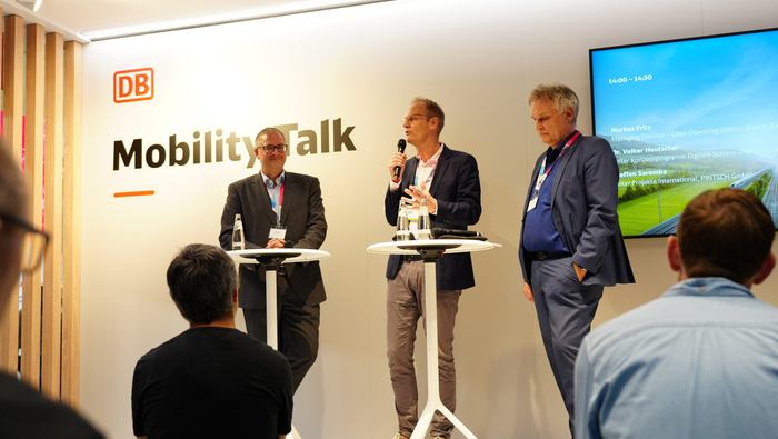 Dr. Volker Hentschel sprach mit Markus Fritz, Managing Director / Chief Operating Officer bei Hitachi Rail GTS Deutschland GmbH und Steffen Saremba, Leiter Entwicklung & Projekte, Prokurist & Mitglied der Geschäftsführung bei PINTSCH GmbH