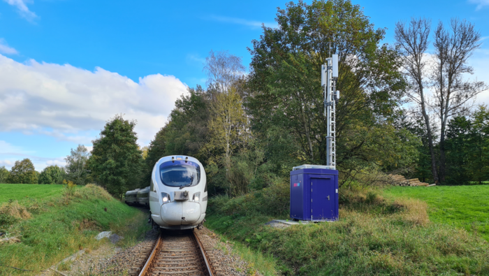 Versuchszug "advanced TrainLab" - Das ICE-Labor auf der Testrecke im "Digitalen Testfeld Bahn" im Erzgebirge
